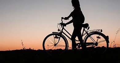 girl-1906405__340.JPG.webp