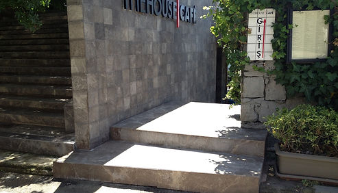 TheHouseCafe