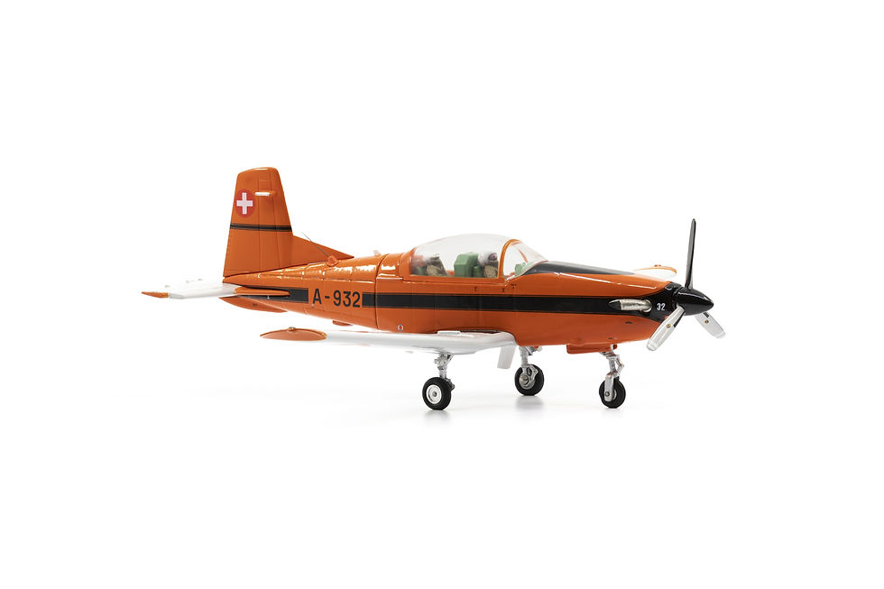 Pilatus PC-7 A-932 Ursprungsbemalung orange