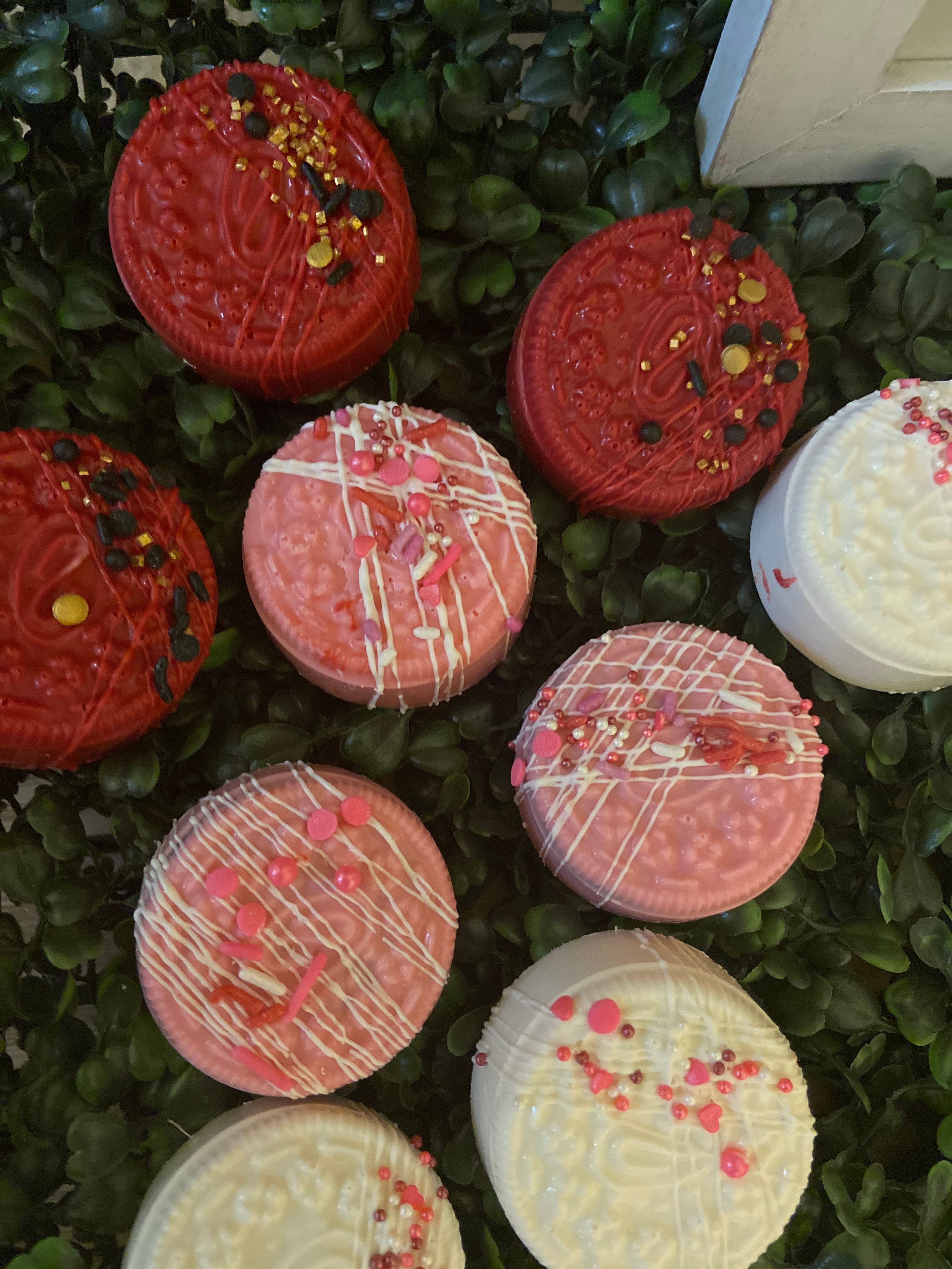 D'Mone Specialty Treats