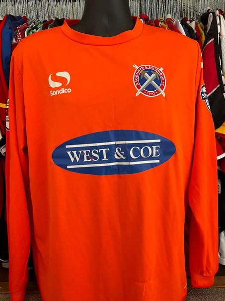 Dagenham & Redbridge 14/16 GK shirt