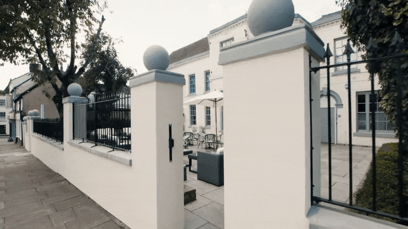 TheCarlton-FrontShot001-ezgif.com-optimize.gif