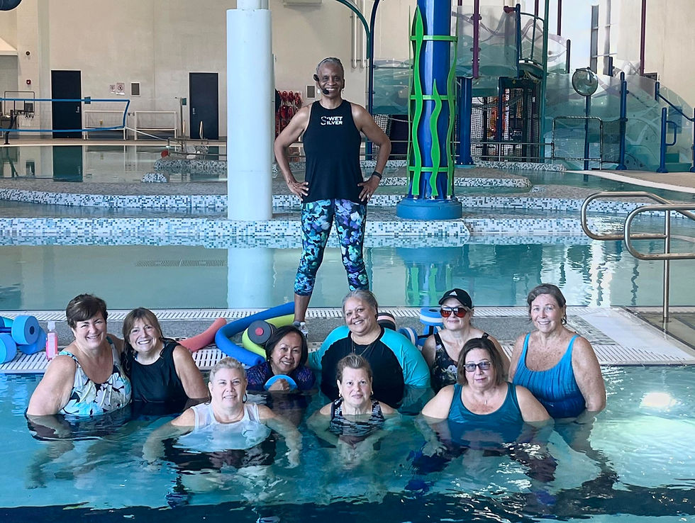 S'WET™ Silver Instructor Roxanne Simmons and class