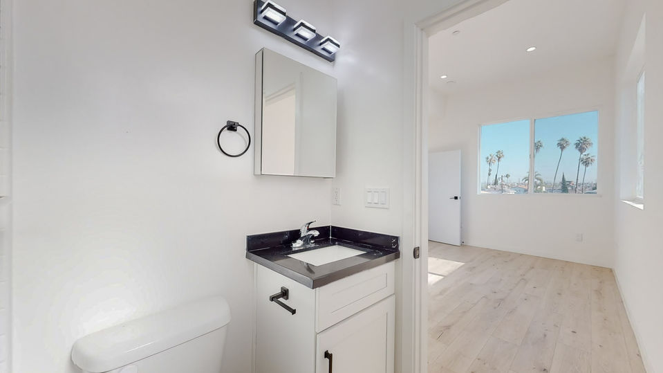 1507 S Cloverdale Ave_LA360VR-19.jpg