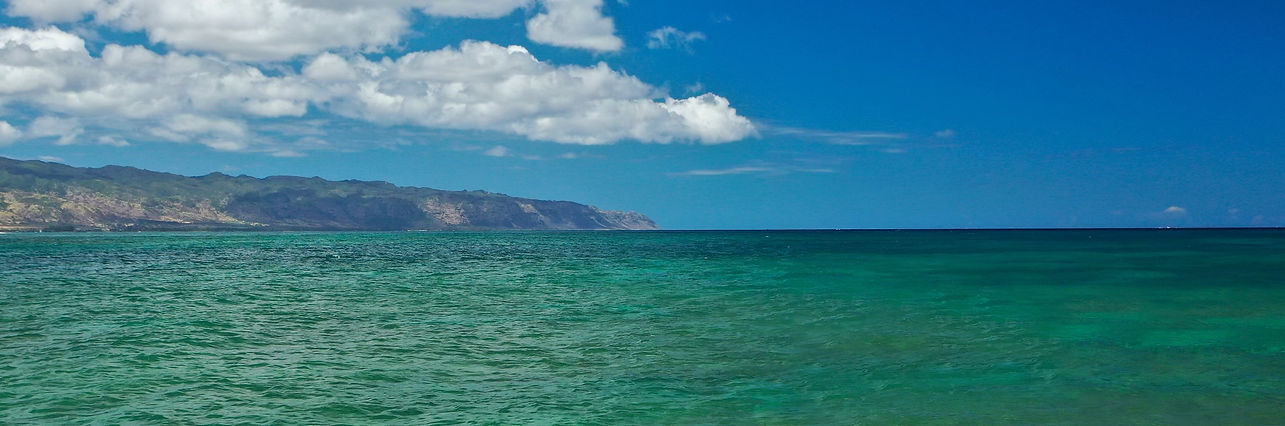 Turqoiuse blue ocean view on Oahu