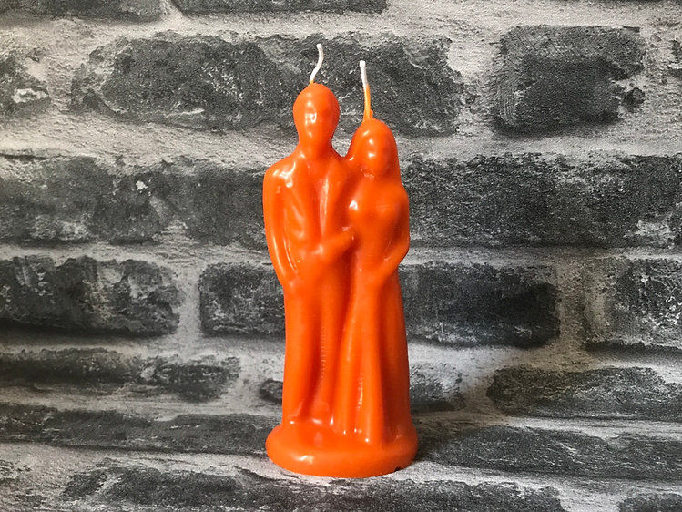 Thumbnail: Wedding Couple Beeswax Candle
