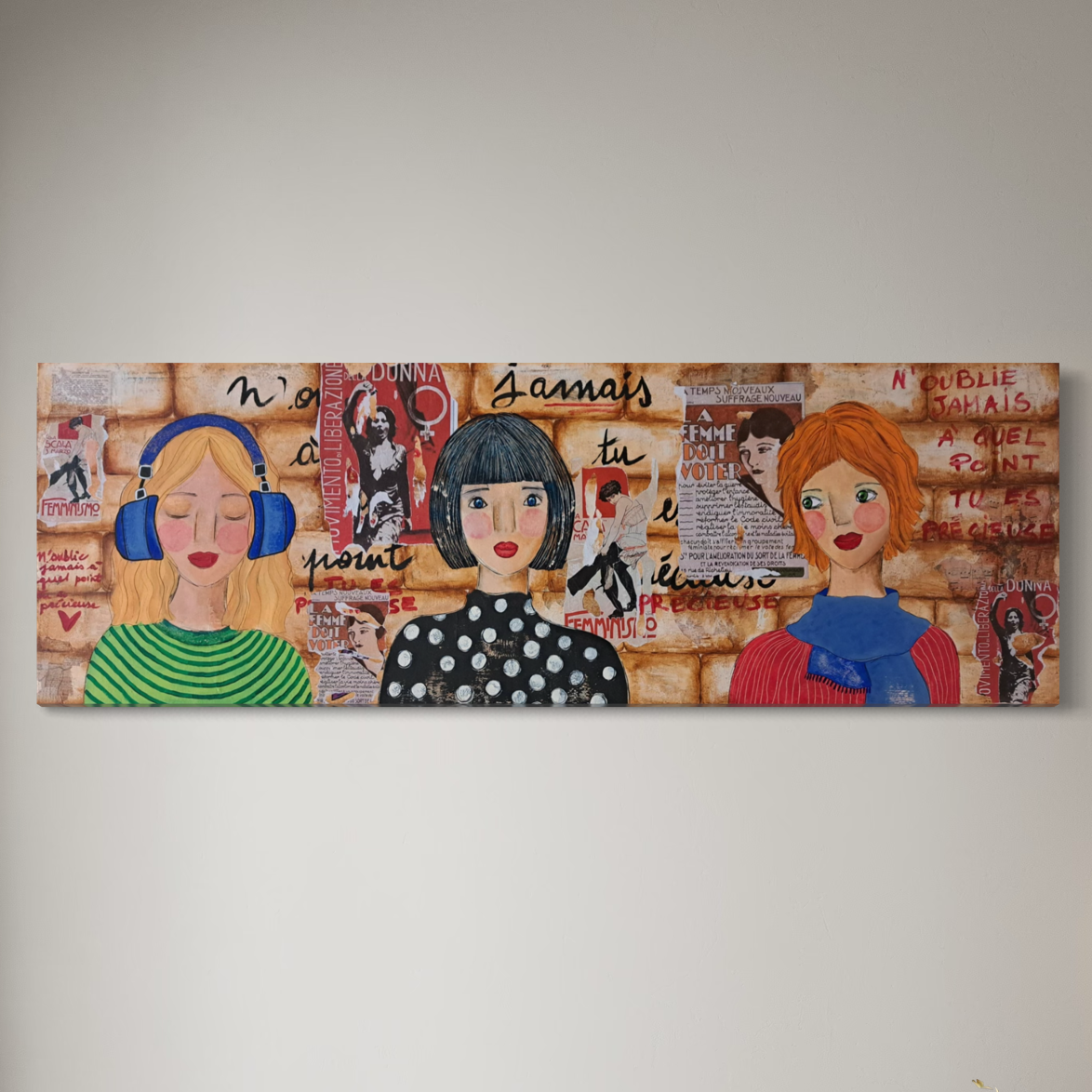 Tre ragazze, "mi ascolti?", arte collage, stile retrò