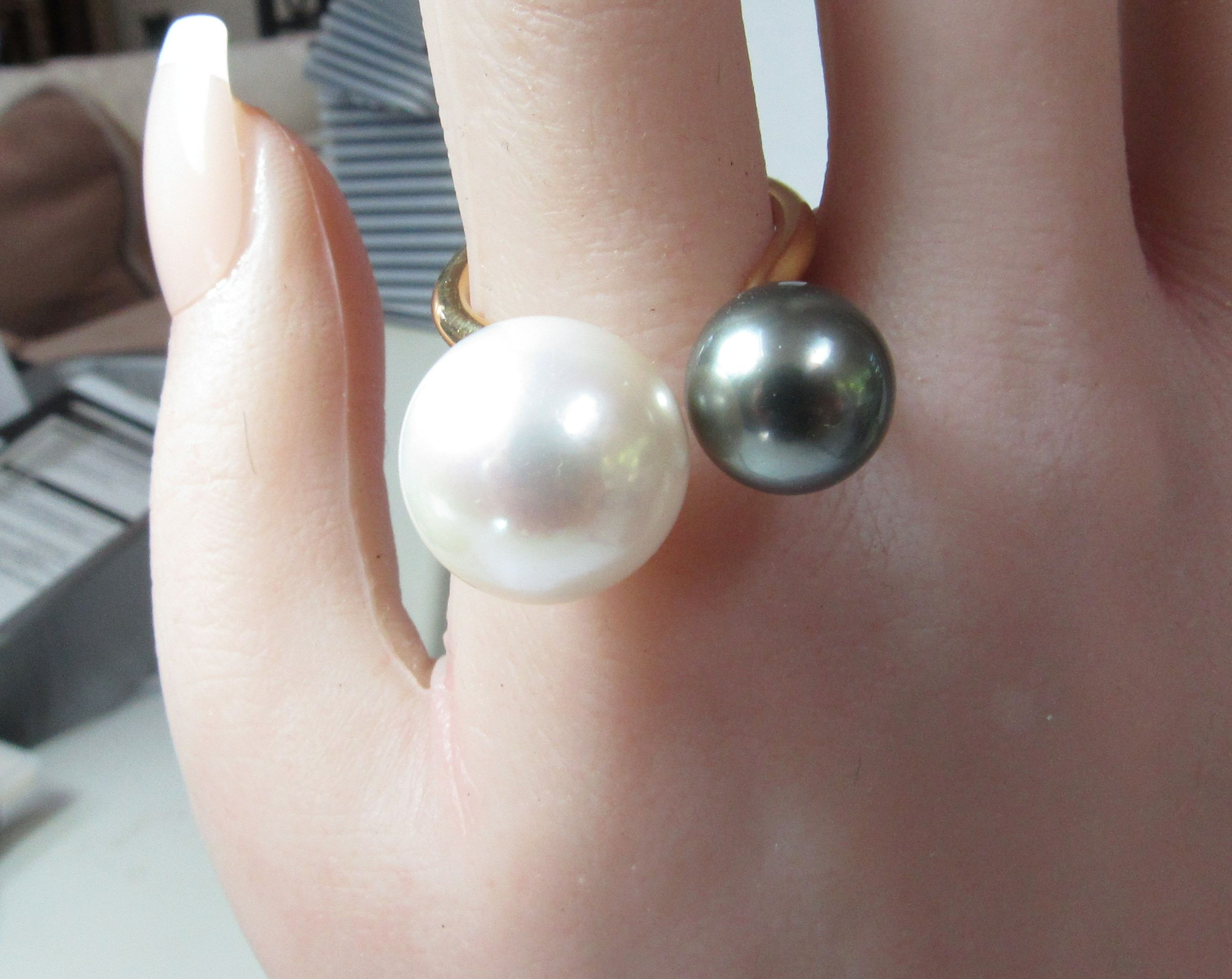 Solid 14k Gold Ring w/ Large South sea and Tahitian Pearl