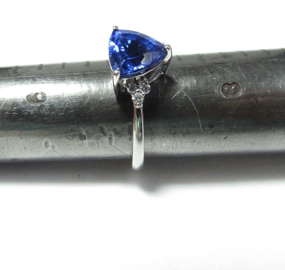 Thumbnail: Solid Platinum Ring with Natural Tanzanite & Diamond ring "RHAPSODY"