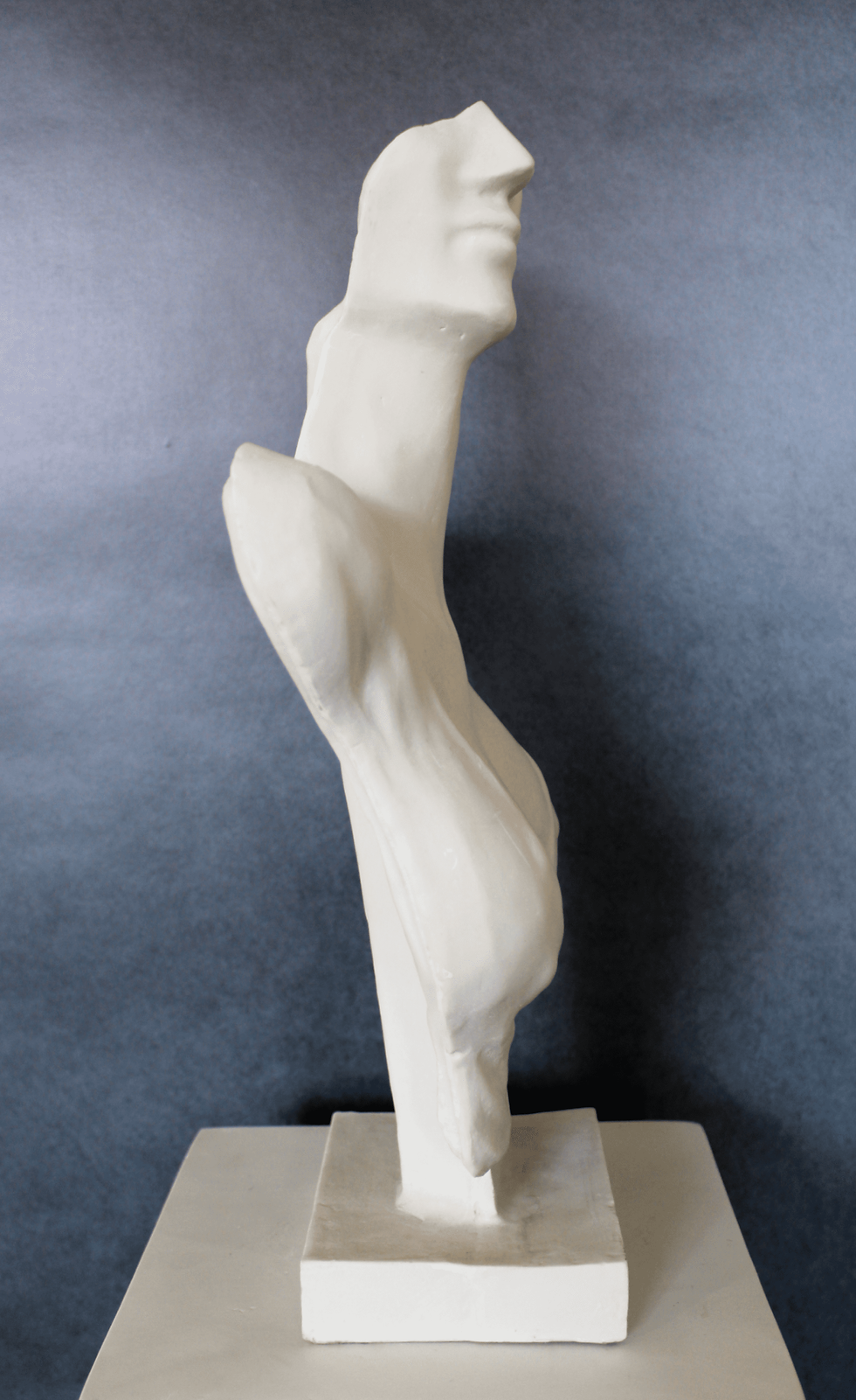 Küçük resim: Soyut Kadın Heykeli