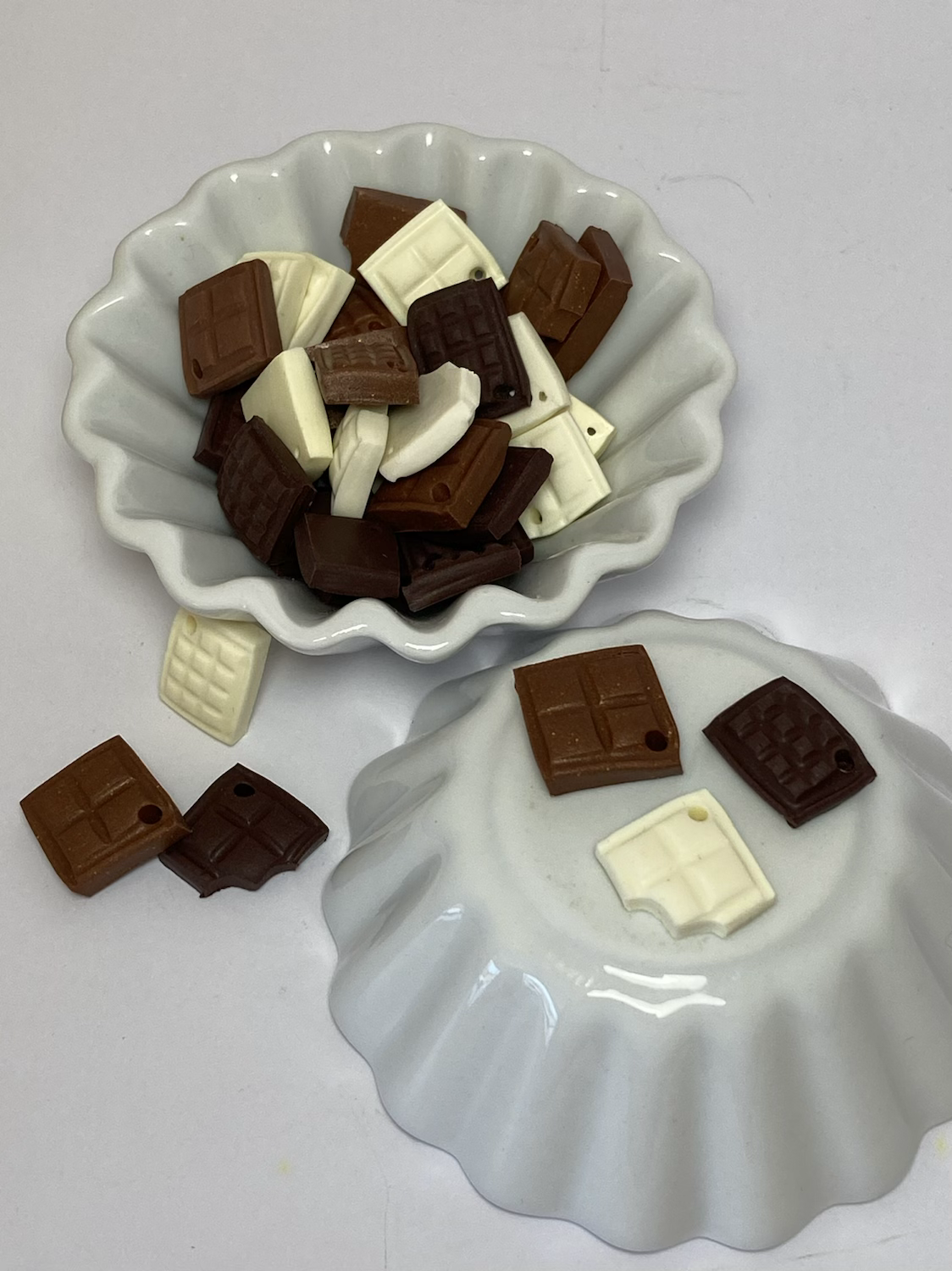 Breloque carré et tablette de chocolat 