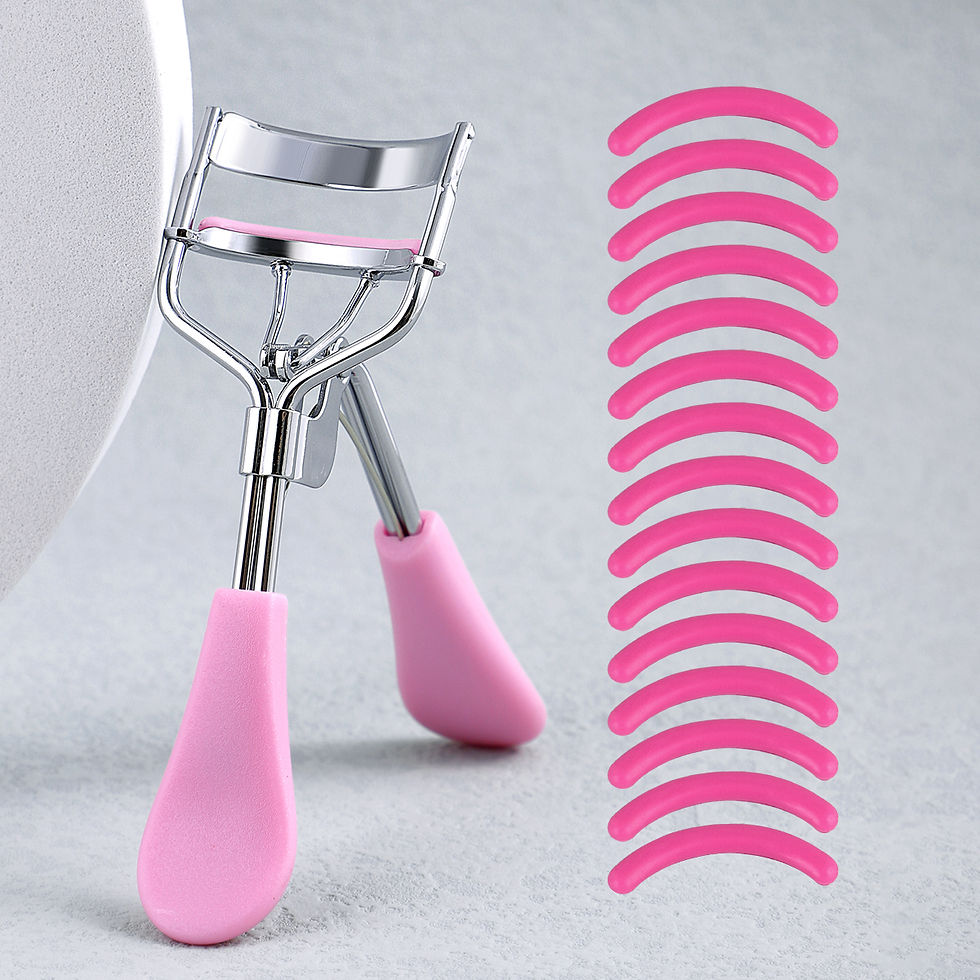 Thumbnail: Curvador de Cílios Portátil com 15 Almofadas de Silicone e Lâmina de Aço Inox