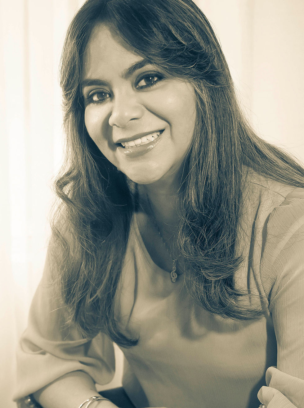 Angélica Liz