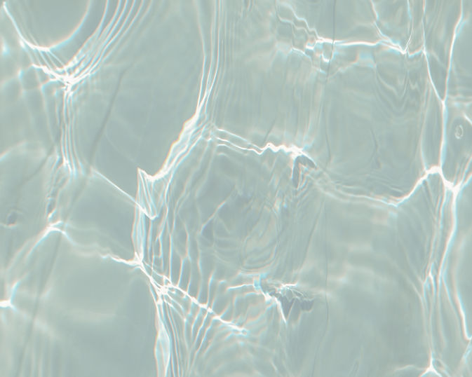 水の写真_edited.jpg