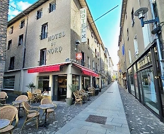 photo hotl_edited.jpg