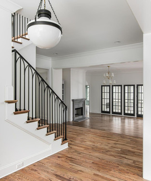 762 Bresslyn Stairs.jpeg