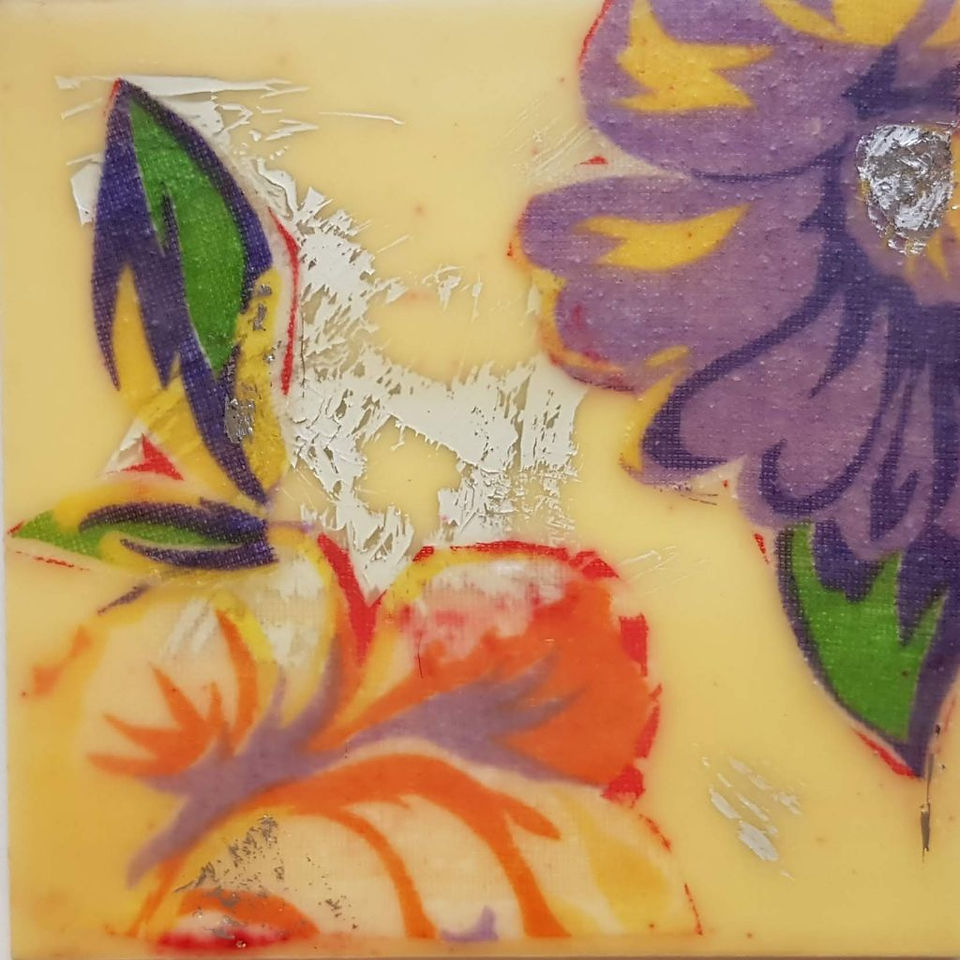 Tecidos na Pintura Encáustica