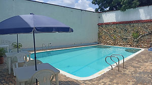 HDR PISCINA.jpg