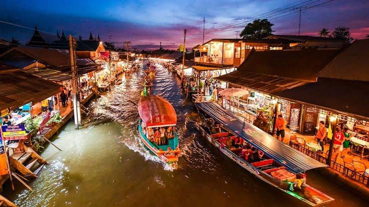 الصورة المصغرة: floating market bangkok