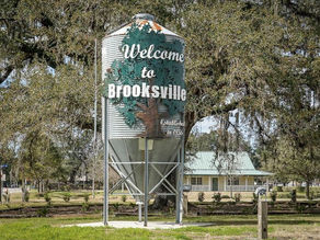 Vapor Barrier Services in Brooksville, FL: Protecting Mobile Homes in Hernando County's Unique Terrain