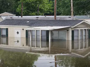 The Impact of Mobile Home Flooding in Crawlspaces After a Hurricane