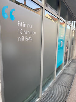 Fit in nur 15 Minuten mit EMS!