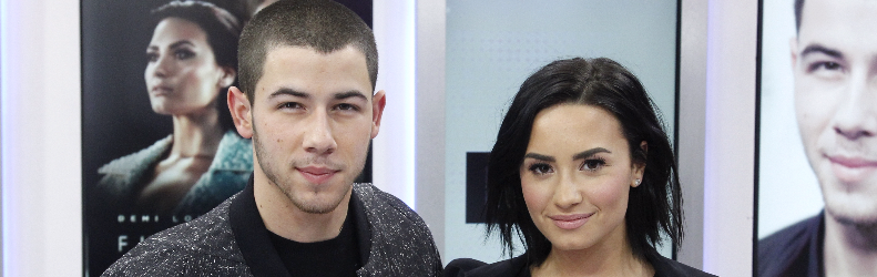 FOTOS & VÍDEOS: Demi Lovato e Nick Jonas no Good Morning America (26/10)