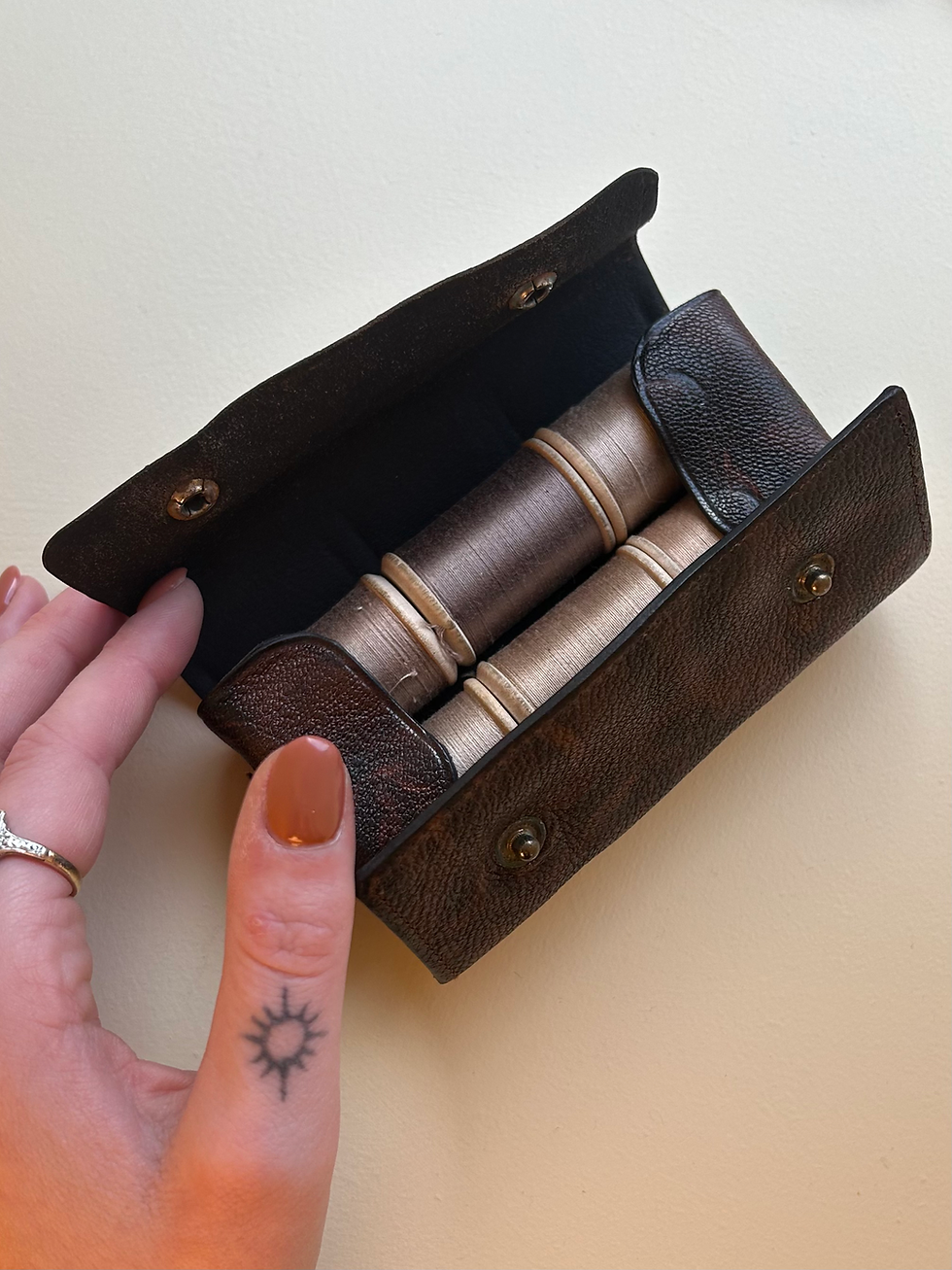 Thumbnail: Darning Kit