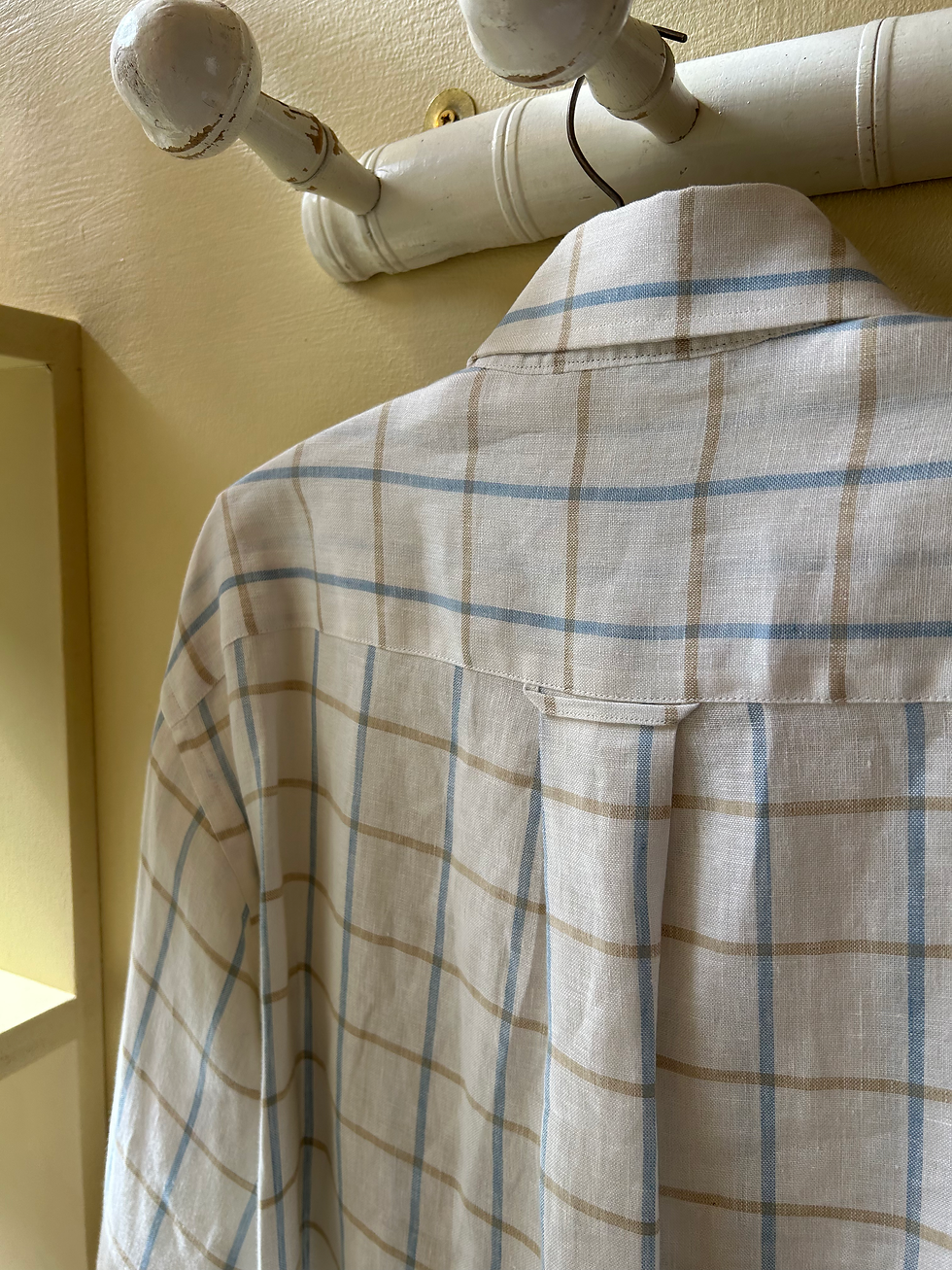 Thumbnail: Linen Orvis Shirt 