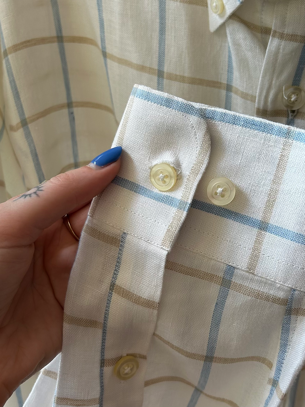 Thumbnail: Linen Orvis Shirt 
