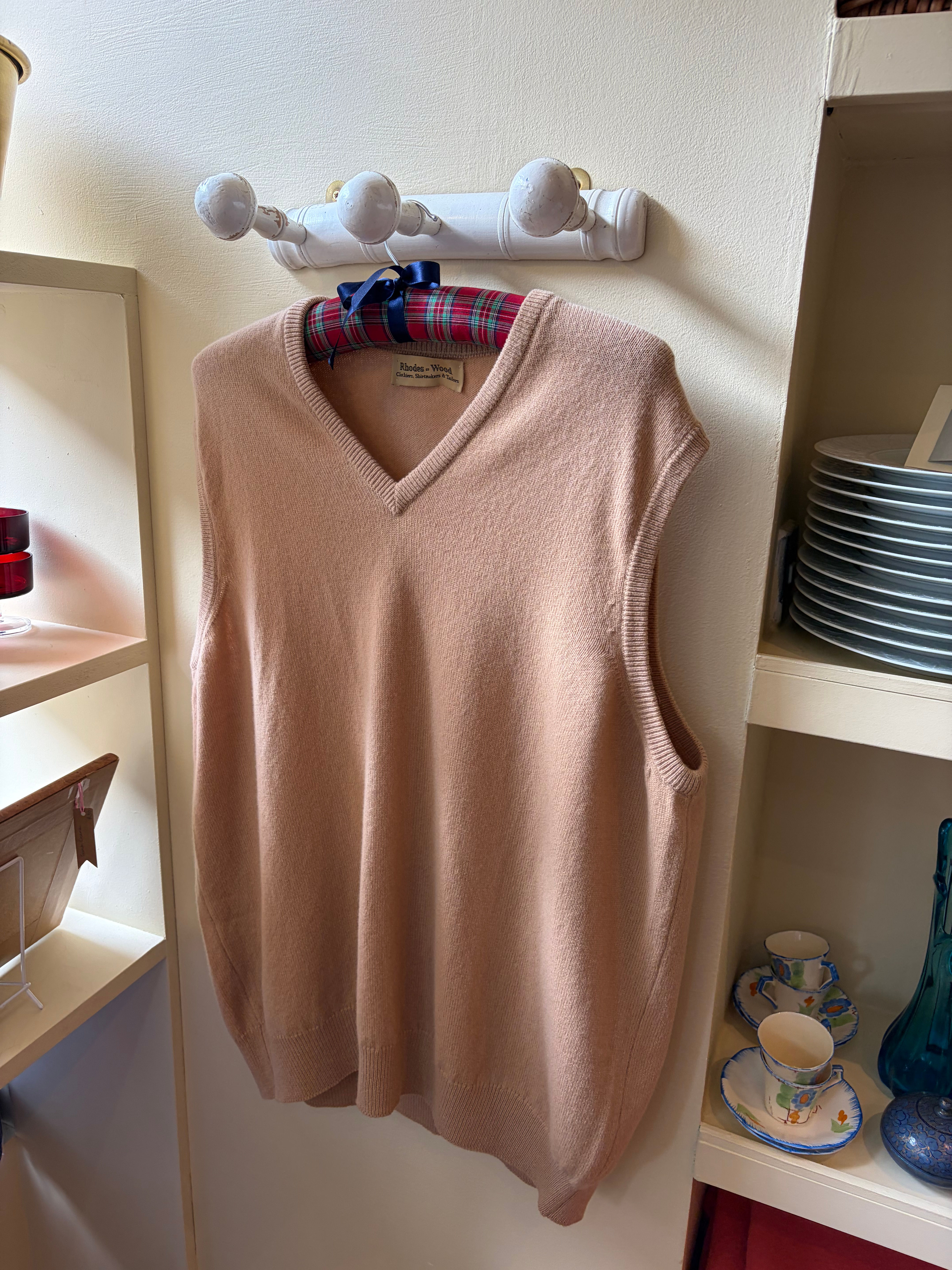 Rhodes Wood Pullover