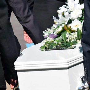 Lo dejan ir de la cárcel por el coronavirus y al salir mata a su hija de 9 años