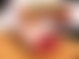 豚ヒレ肉のローストと生の豚ヒレ肉を比較した写真。浅草の豚肉専門ビストロ グロワグロワのヒレ肉料理。