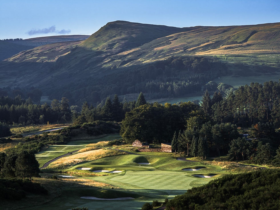Uma icônica propriedade rural situada nas belas colinas de Perthshire, Escócia. Um glorioso playground de atividades ao ar livre. #LoveGlen