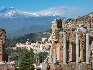 San Domenico Palace em Taormina com vista para a costa da Sicília