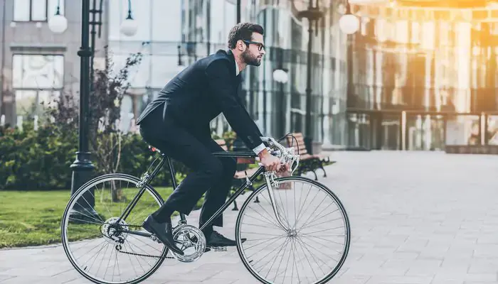 Tác hại của việc đi xe đạp sai cách