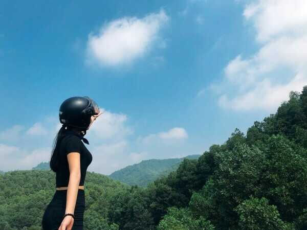 thời trang trang phục đi phượt nữ