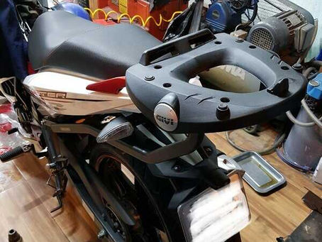 Gắn baga Givi HRV Cho Winner, Exciter