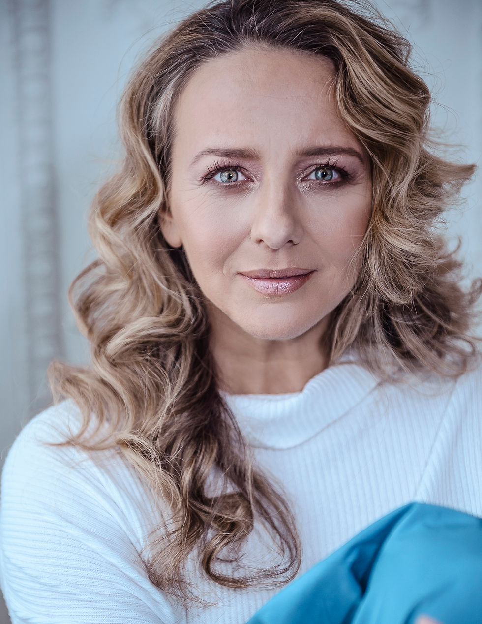 LiA POKORNY