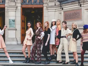 Halen Sevdiğimiz 60’lara Damga Vuran Moda Trendleri