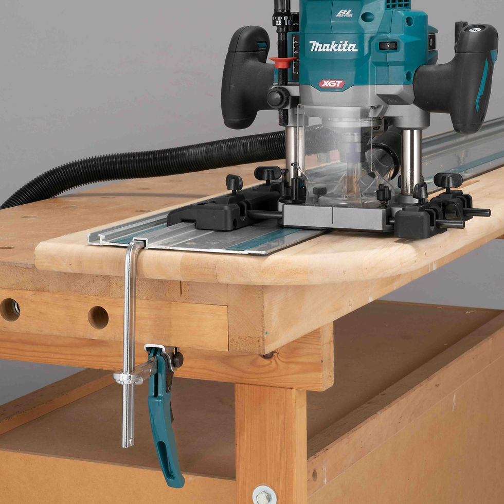 The RP001G plunge router is powerful yet lightweight