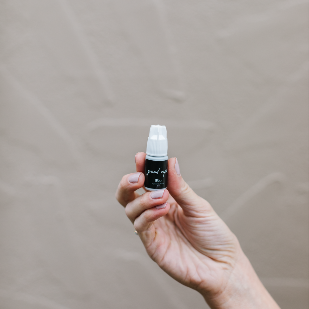 grand rapid lash glue