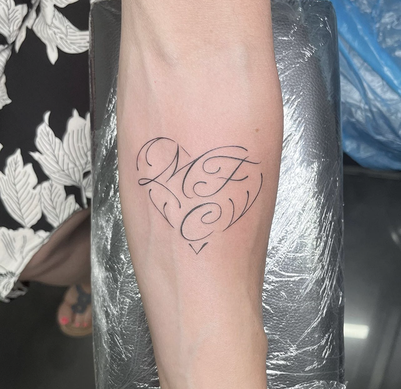 Fine Line Tattoo in Zurich