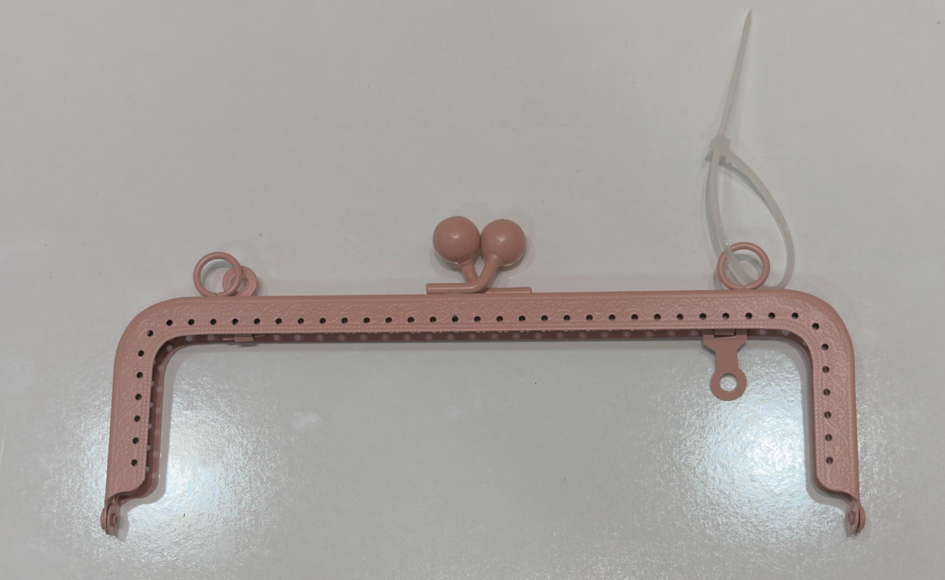 Pembe Desenli Metal Çanta Sapı 20 cm