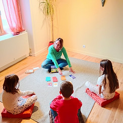 Enfants cartes 1.jpg