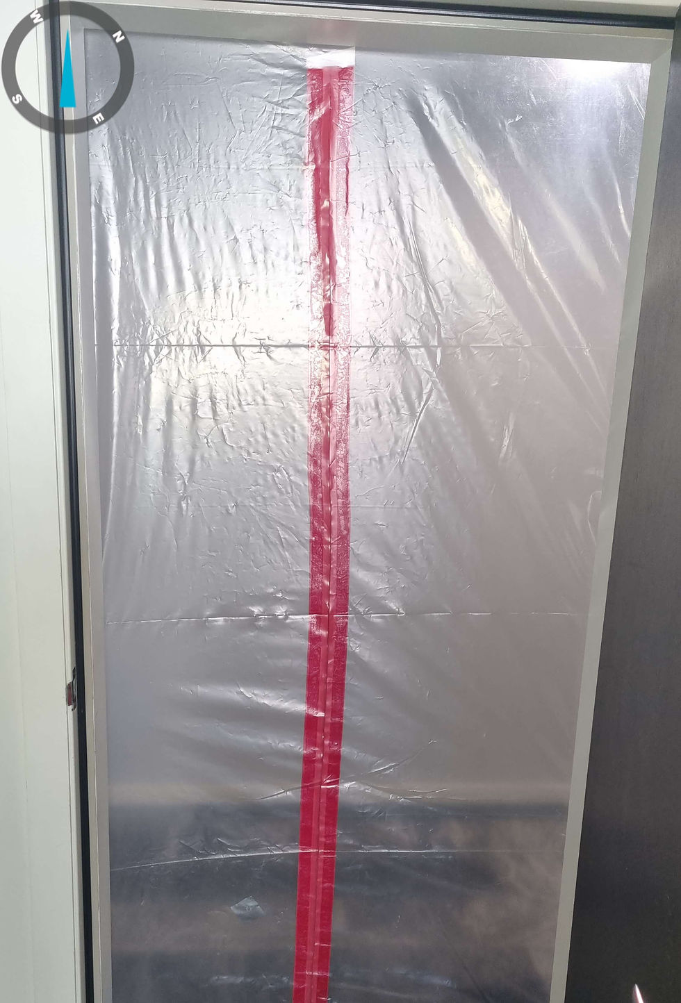 image of a temporary zipwall that we have setup to contained the drying area. This creates a closed dyring system to allow rapid drying of the building