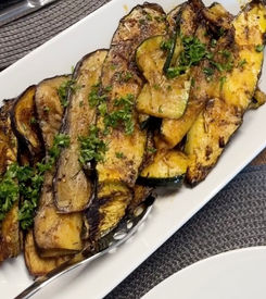 Auberginen mit Nora Kitchen Bio Smoky Grillgold