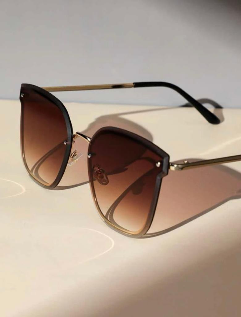 Gafas de moda de lentes tintadas