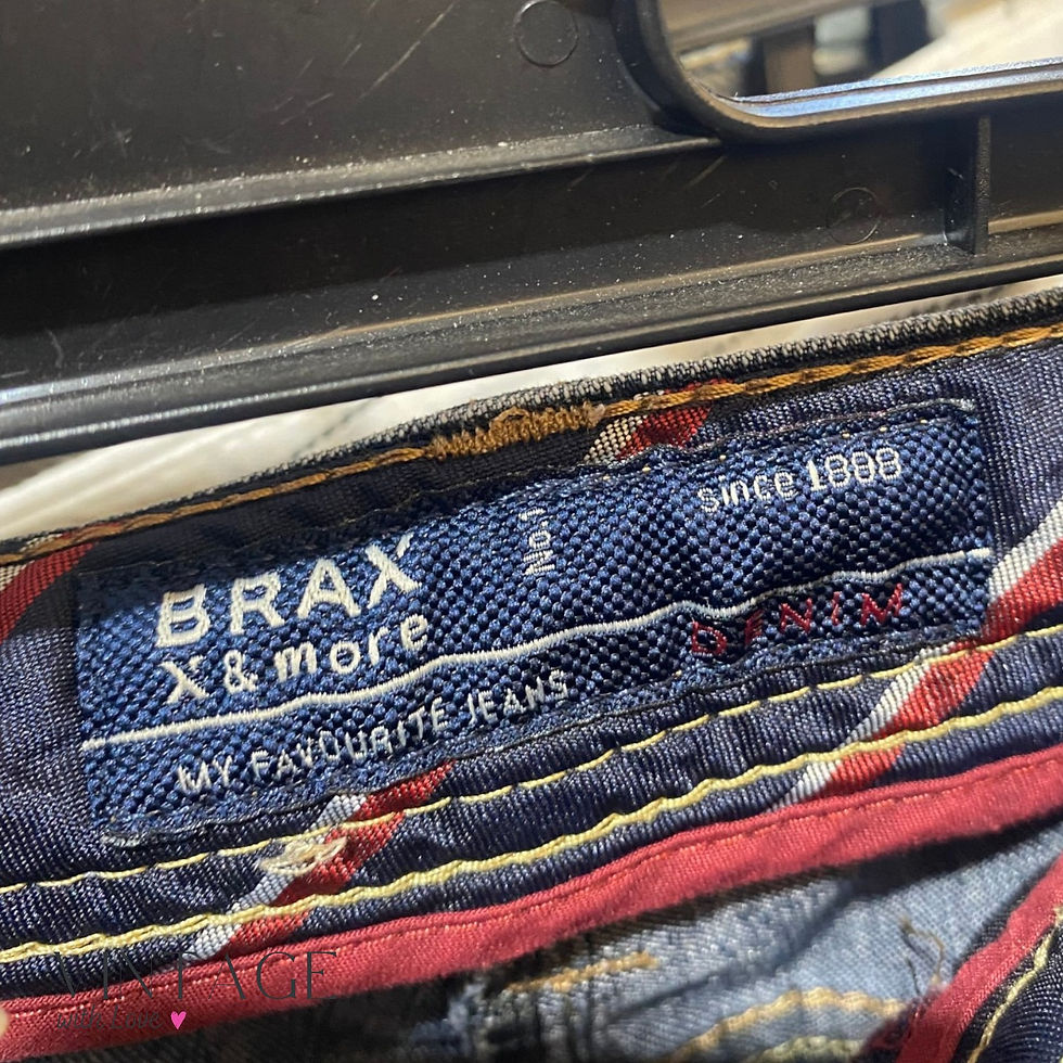 Thumbnail: Brax Dark Blue Denim Skinny Jeans - Size 34