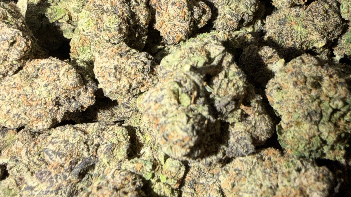 Strawberry Banana flower from the Bud Lords menu